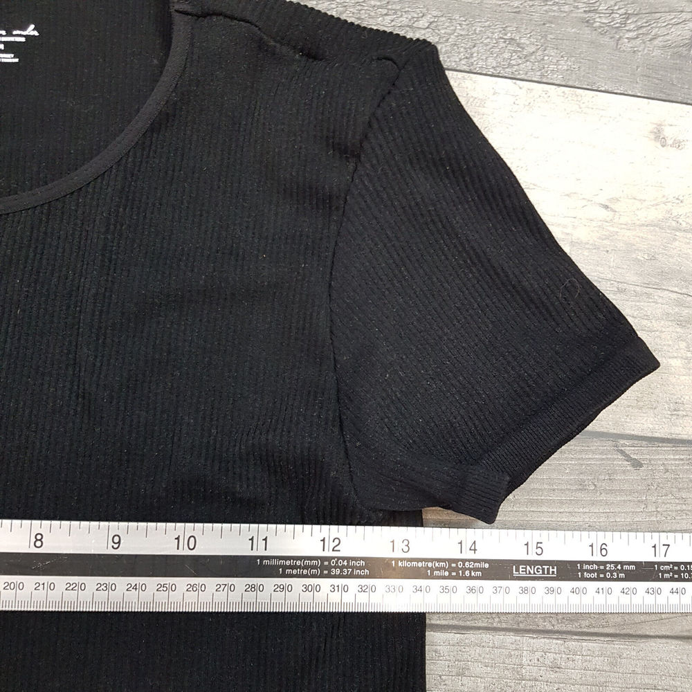 Urban Outfitters Crew Neck Tee T Shirt Medium UK 12 Black Ribbed Basics Stretch - Picture 5 of 8